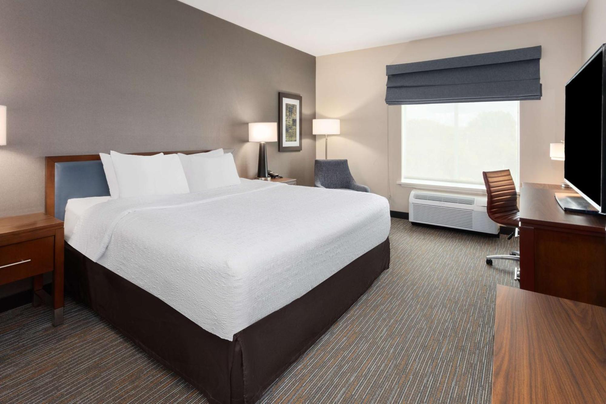 Hampton Inn By Hilton Nashville Airport Century Place Экстерьер фото