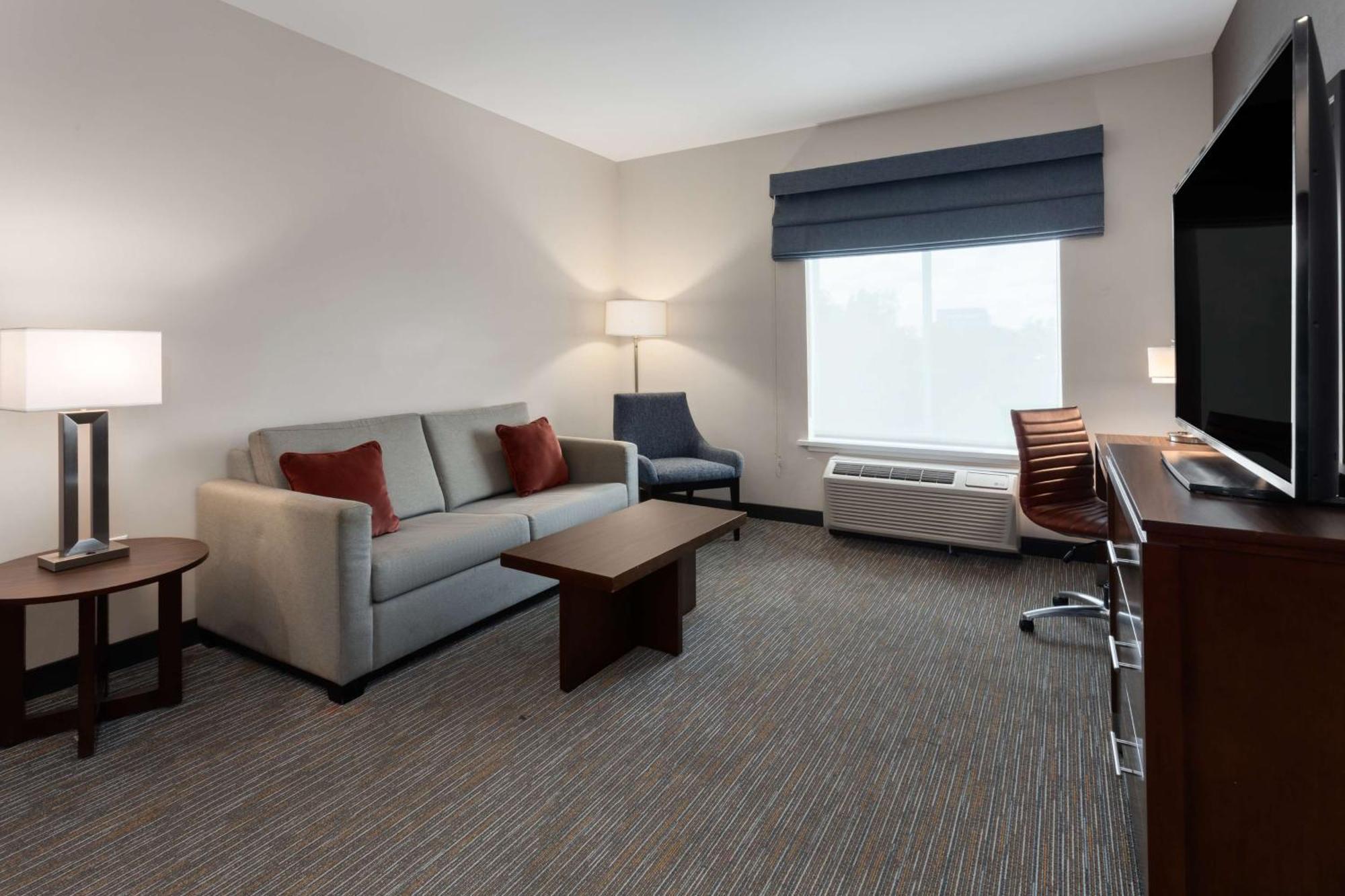 Hampton Inn By Hilton Nashville Airport Century Place Экстерьер фото